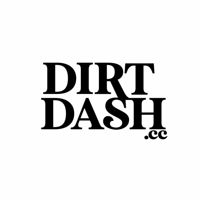 dirt dash logo